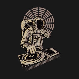 DJ astronaut mixing music T-Shirt