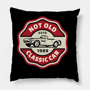 not old classic car Pillow