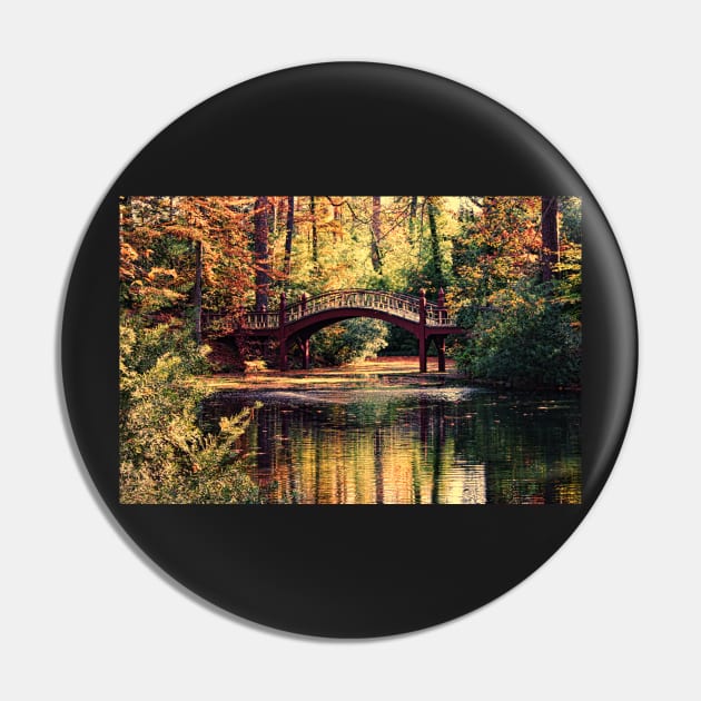 Crim Dell Bridge, William & Mary Pin by tgass