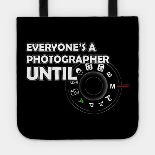 A photographer when Tote