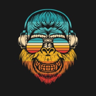 Gorilla headphones music vintage retro colors sunglasses T-Shirt