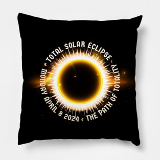 total solar eclipse - the path of totality Pillow