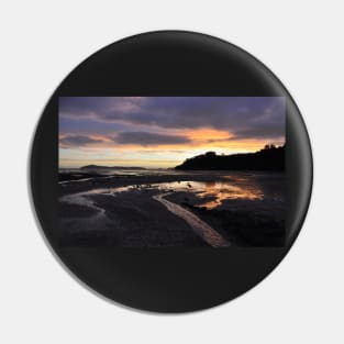 Coucher de soleil sur une plage de Nouvelle Zélande Pin