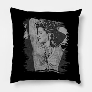 Madonna // Retro poster Pillow