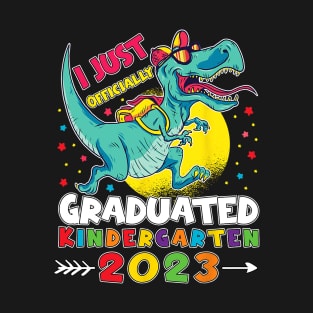 I Officially Graduated Kindergarten Graduation Class of 2023 T-Shirt