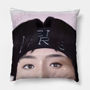 peeking Pillow