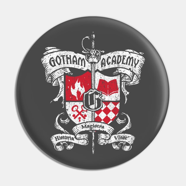 Gotham Academy Crest Pin by huckblade