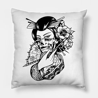 geisha 3 Pillow