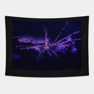 LION FISH IN ALL IT'S MAGNIFICENCE IN THE BLUE OCEAN DESIGN Tapestry