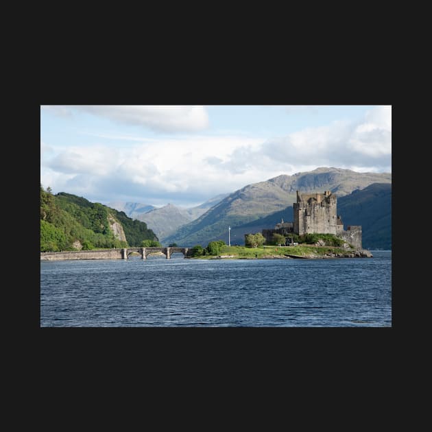 Eilean Donan Castle, Scotland by goldyart