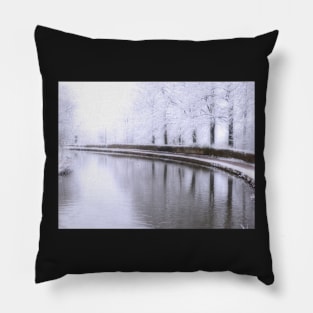 Snow 1 Pillow