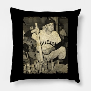 Nellie Fox - Second Baseman Wins The AL MVP Award, 1959 Pillow