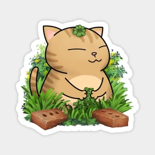 Chubby Cat Lucky Clover (cat only) Magnet