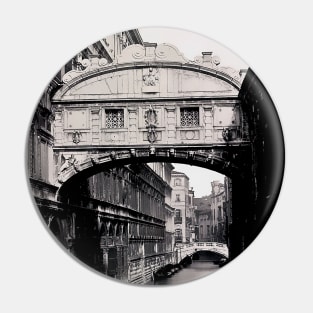 Venice Italy medieval walkway Ponte dei Sospiri Pin