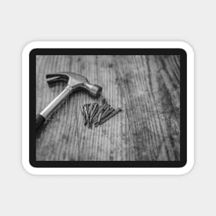 Claw hammer and nails Magnet