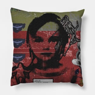 The need for blood is rising Pillow