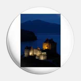 Eilean Donan Castle, Scotland Pin