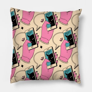 Boop Nose Black Cat Pattern in beige Pillow