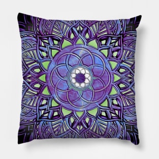 Celtic Mandala, purple Pillow