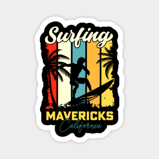 Surfing | Mavericks, California Magnet