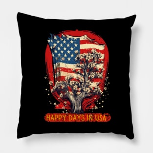 Happy days in USA Pillow