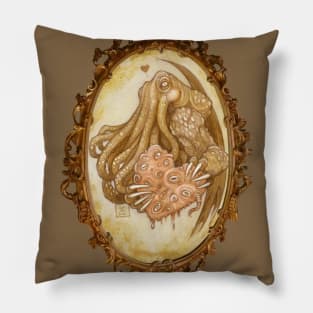 Cthulhu love Pillow