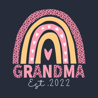 Grandma Est 2022 Pregnancy Announcement T-Shirt