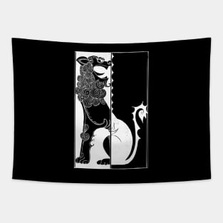 Black&white aesthetic lion image Tapestry