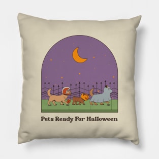 PETS READY FOR HALLOWEEN Pillow