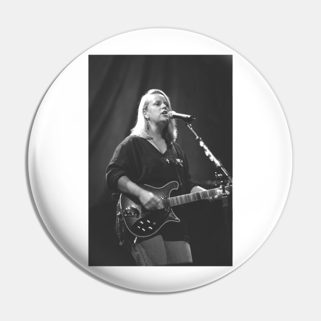 Mary Chapin Carpenter BW Photograph Pin by Concert Photos