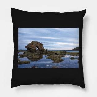 Keyhole Rock, Bridgewater Bay, Mornington Peninsula, Victoria, Australia Pillow