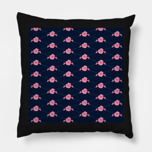 Rose Pattern with Losango Line Pillow