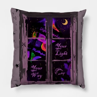 Luz en tu Camino Lilac Pillow