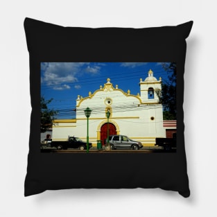 Honduras - Eglise de Comayagua Pillow