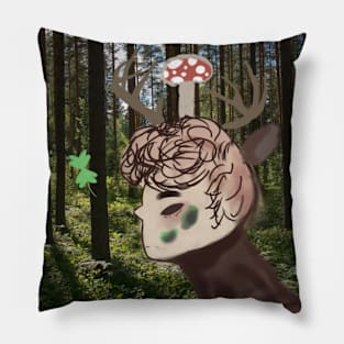 Lost in the woods Pillow