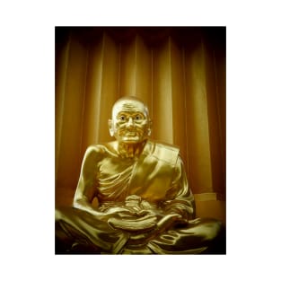 Buddha seated, Thailand. Depicted as an old man. T-Shirt