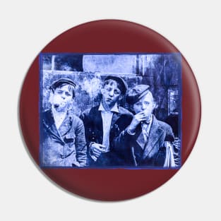 Blue - Smoking Newsies 1910 - Boys smoking St. Louis, Missouri Pin