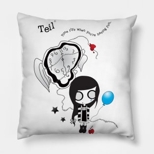 Teil Pillow