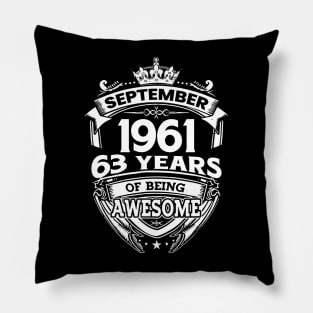 September 1962 62 Years Of Being Awesome 62nd Birthday Pillow