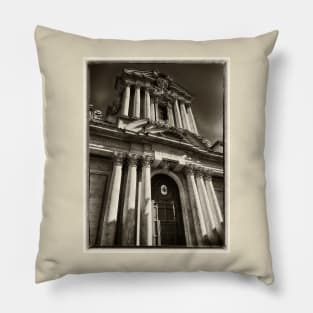 Santi Vincenzo e Anastasio Trevi, Rome Pillow