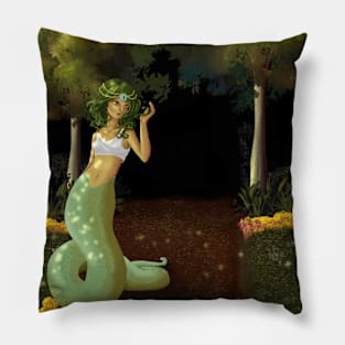 Medusa Pillow