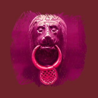 Door knock, pink vintage door knocker, knock knock, distressed T-Shirt