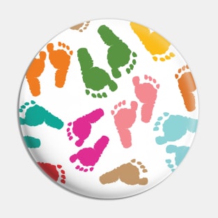 Seamless kids footprints Pin