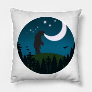 Bear on the night hills Pillow