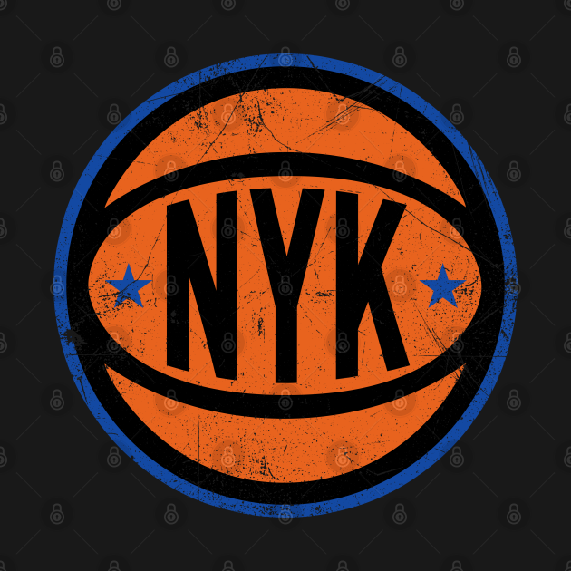 Discover NYK Retro Ball - Black - New York - T-Shirt