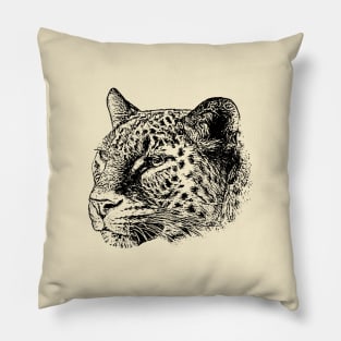 Leopard portrait Pillow