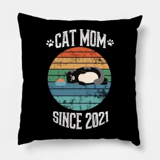 Cat Mom Since 2021 Pillow