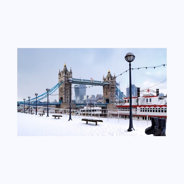 Tower Bridge in snow by Z Snapper