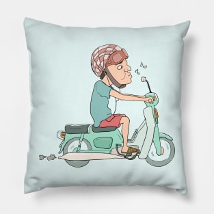 Dude driving motorbike & singing Pillow