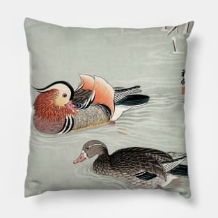 Ducks in the pond Pillow